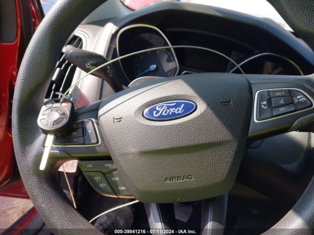 1FADP3H28HL303323 Ford FOCUS SEL