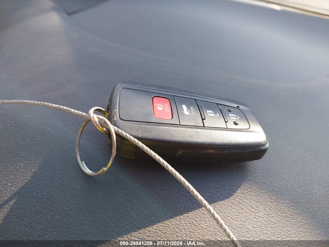 Toyota COROLLA LE 2020 5YFHPRAE9LP028354 Image 11