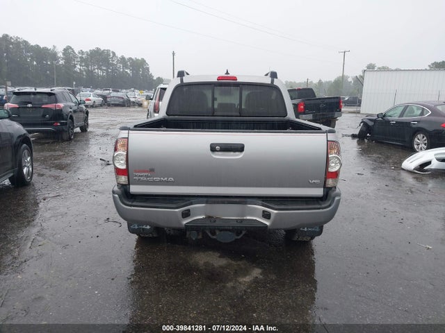 Toyota Tacoma Base V6 2015 3TMLU4EN4FM174138 Image 16