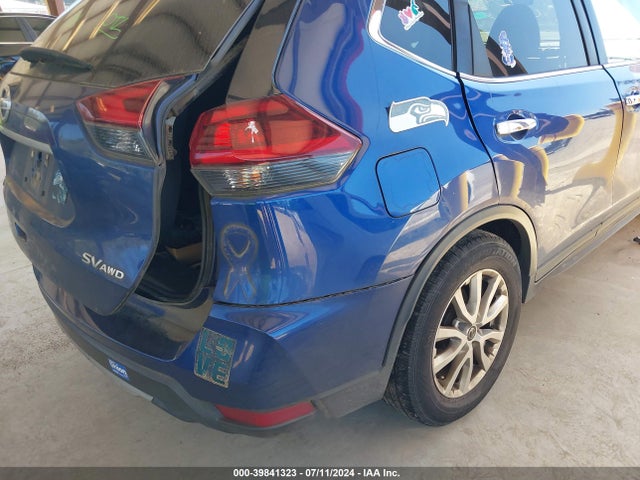 Nissan ROGUE SV 2018 5N1AT2MV1JC801156 Image 18