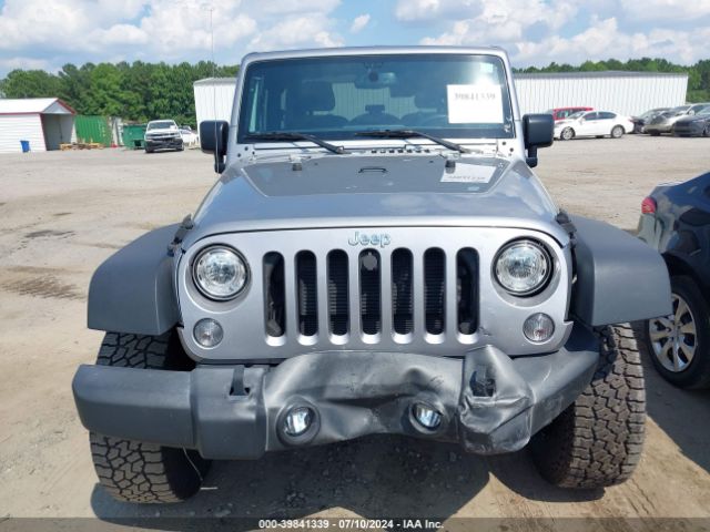 1C4BJWCGXHL694711 Jeep Wrangler Rubicon 4x4