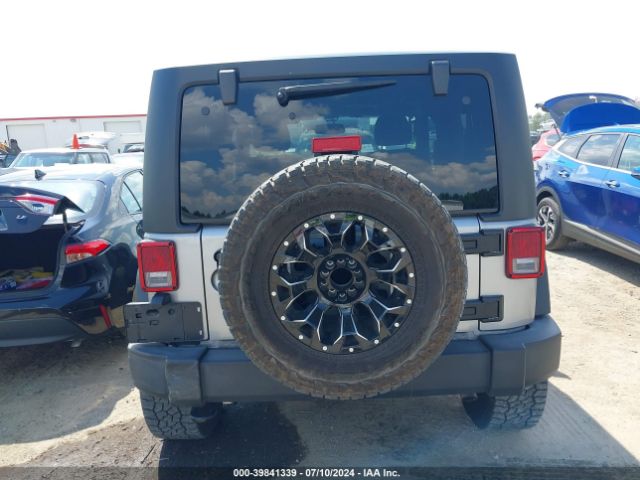 1C4BJWCGXHL694711 Jeep Wrangler Rubicon 4x4