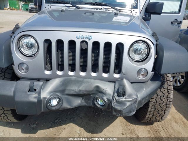 1C4BJWCGXHL694711 Jeep Wrangler Rubicon 4x4