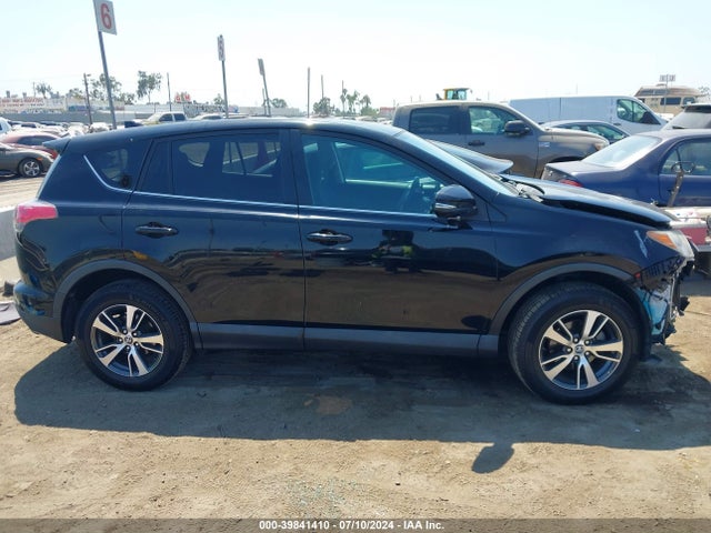 Toyota Rav4 Xle 2018 2T3WFREV7JW443843 Image 13