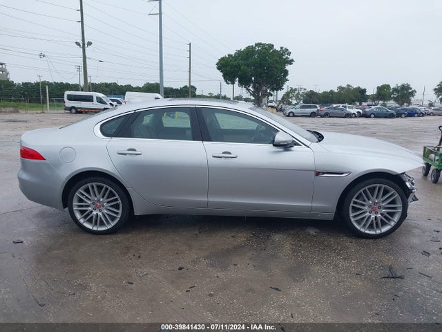 Jaguar Xf 25t Prestige 2018 SAJBE4FX8JCY67220 Image 13