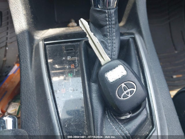 Toyota Corolla S Plus 2014 2T1BURHEXEC029195 Image 11