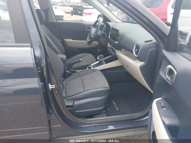 Hyundai Venue Limited 2022 KMHRC8A37NU153184 Image 5