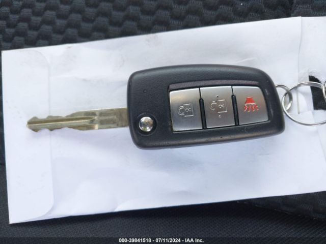 JN1BJ1CP2KW223762 Nissan Rogue Sport S