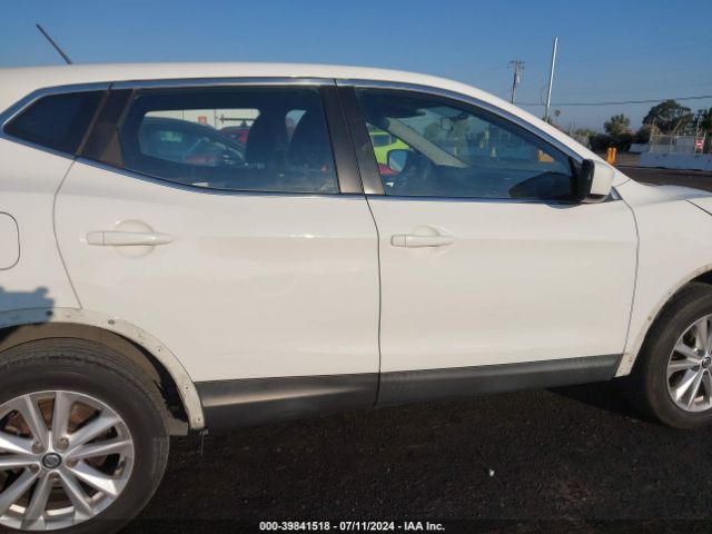 JN1BJ1CP2KW223762 Nissan Rogue Sport S