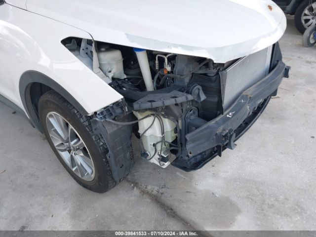 KM8SM4HF9HU184299 Hyundai Santa Fe Se