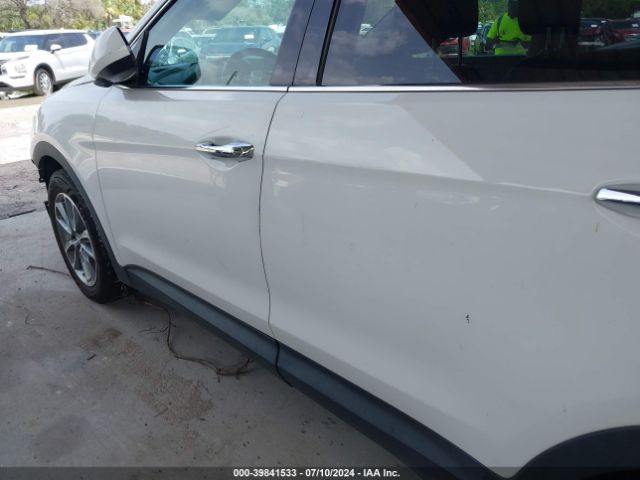 KM8SM4HF9HU184299 Hyundai Santa Fe Se