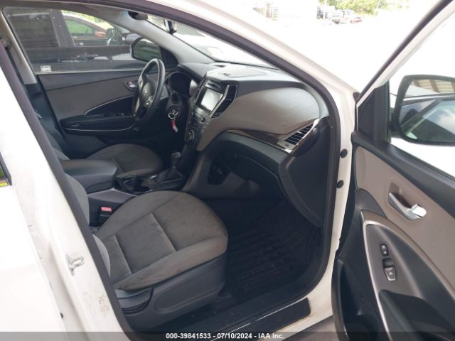 KM8SM4HF9HU184299 Hyundai Santa Fe Se