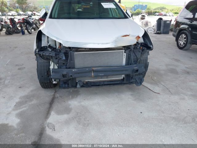 KM8SM4HF9HU184299 Hyundai Santa Fe Se