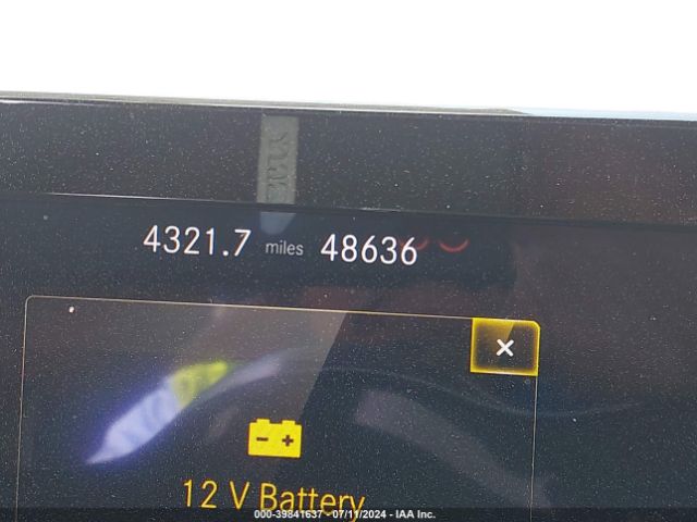 WDD3G4EB6KW033004 Mercedes-Benz A 220