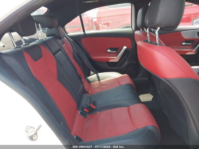 WDD3G4EB6KW033004 Mercedes-Benz A 220