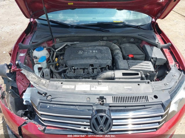 1VWAT7A38FC052090 Volkswagen Passat 1.8t Wolfsburg Edition