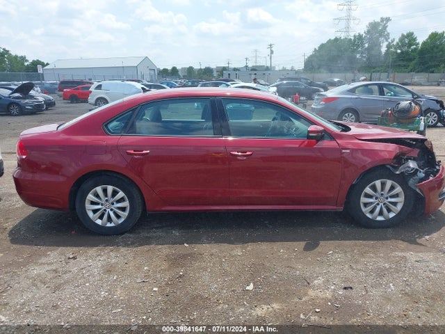 1VWAT7A38FC052090 Volkswagen Passat 1.8t Wolfsburg Edition
