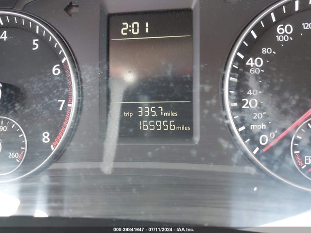 Volkswagen Passat 1.8t Wolfsburg Edition 2015 1VWAT7A38FC052090 Image 15