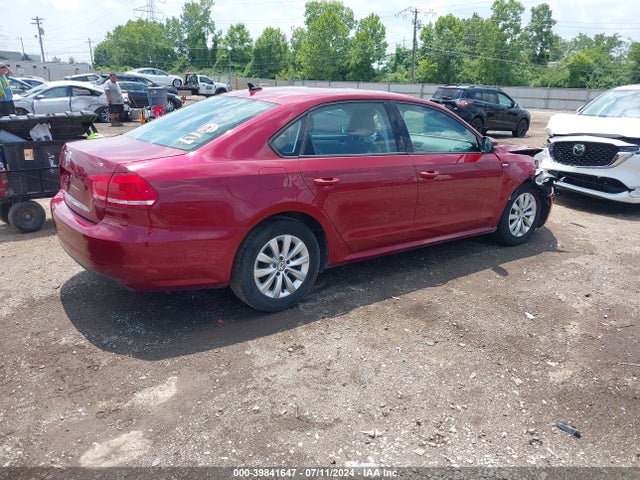 1VWAT7A38FC052090 Volkswagen Passat 1.8t Wolfsburg Edition
