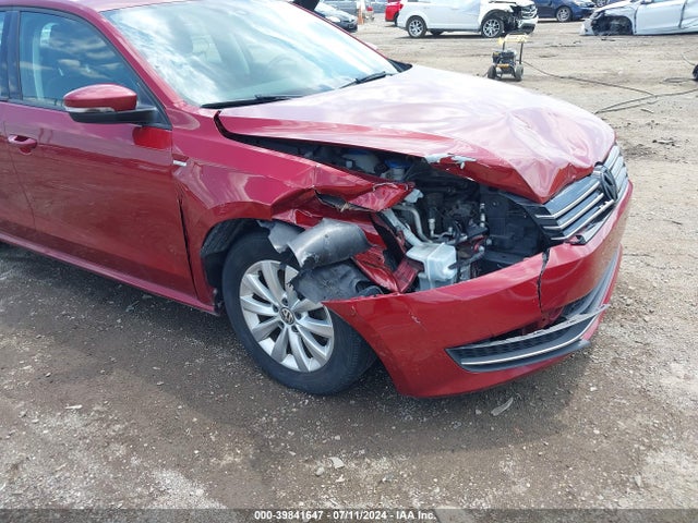 1VWAT7A38FC052090 Volkswagen Passat 1.8t Wolfsburg Edition