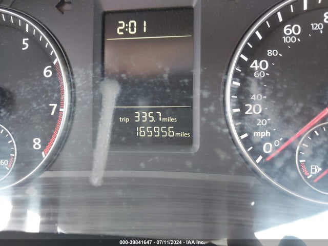 1VWAT7A38FC052090 Volkswagen Passat 1.8t Wolfsburg Edition