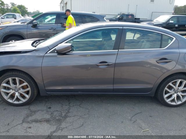 19UDE2F34KA001697 Acura Ilx Standard