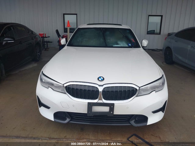3MW5R1J08M8B61981 BMW 330I