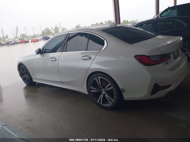 3MW5R1J08M8B61981 BMW 330I
