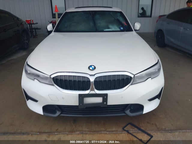 3MW5R1J08M8B61981 BMW 330I