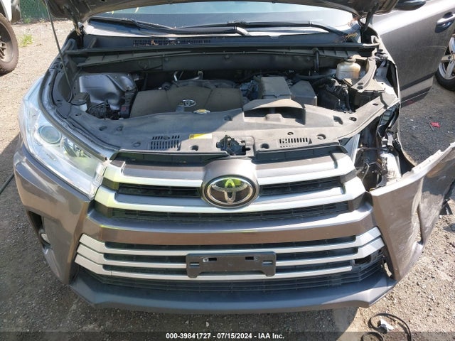 Toyota Highlander Xle 2017 5TDJZRFH6HS515329 Image 10