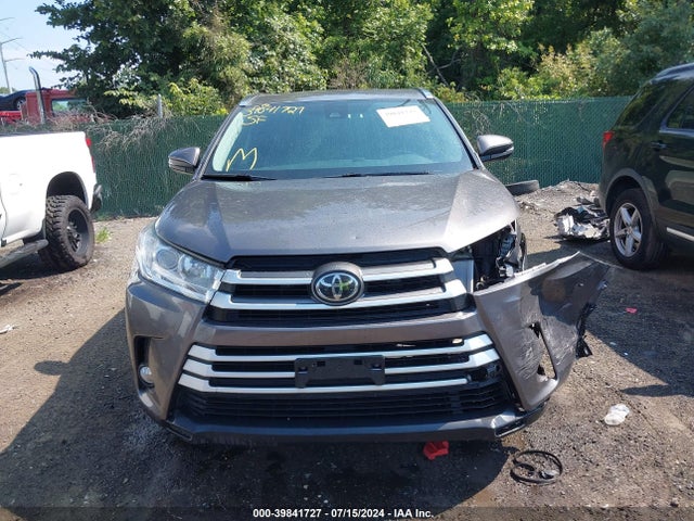 Toyota Highlander Xle 2017 5TDJZRFH6HS515329 Image 12
