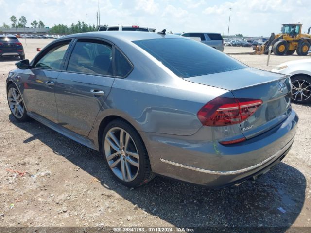 1VWAA7A33JC021151 Volkswagen Passat 2.0t R-line/2.0t S