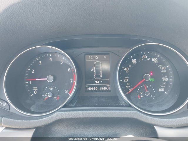 1VWAA7A33JC021151 Volkswagen Passat 2.0t R-line/2.0t S