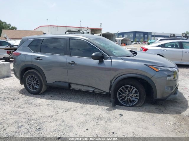 5N1BT3AA6PC880280 Nissan Rogue S Fwd