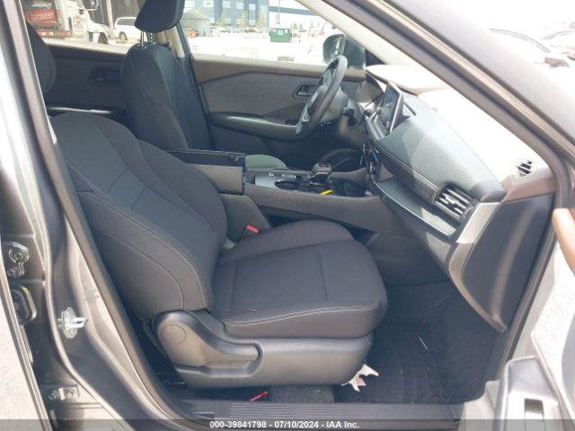 5N1BT3AA6PC880280 Nissan Rogue S Fwd