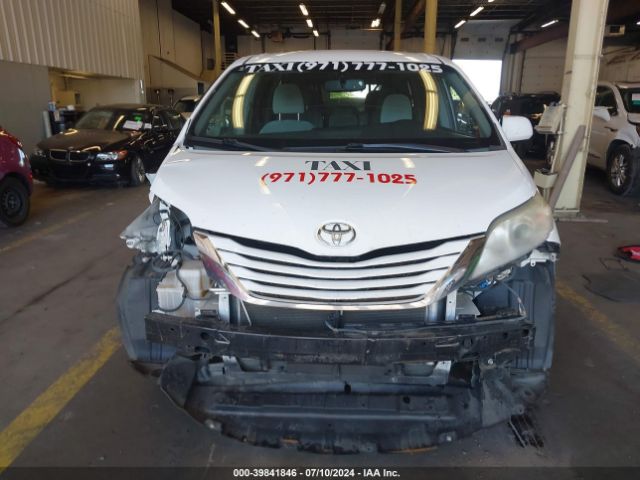 5TDKK3DC4FS568783 Toyota Sienna Le 8 Passenger