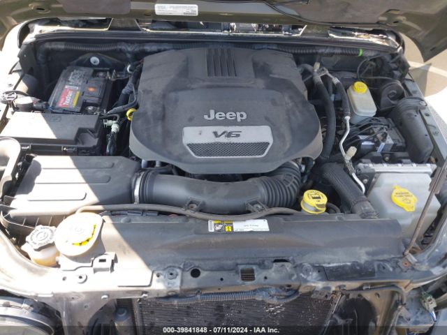 1C4BJWEG4FL754492 Jeep Wrangler Unlimited Sahara