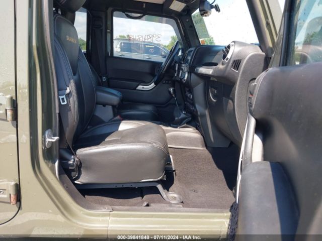1C4BJWEG4FL754492 Jeep Wrangler Unlimited Sahara