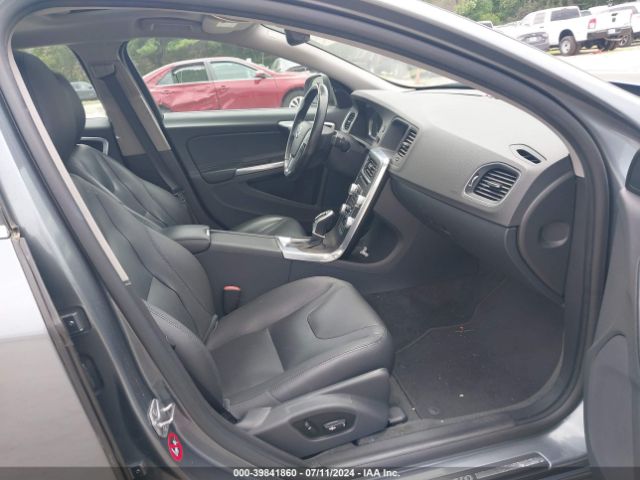 YV126MFK7G2393821 Volvo S60 T5 Drive-e Premier