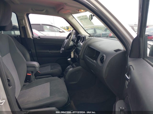 39841880 :رقم المزاد ، 1C4NJRBB5ED528302 vin ، 2014 Jeep Patriot Sport مزاد بيع