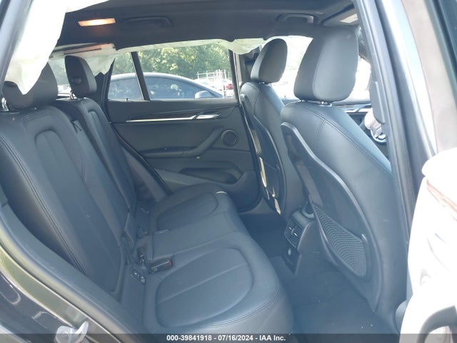 BMW X1 Xdrive28i 2017 WBXHT3C34H5F80147 Image 8
