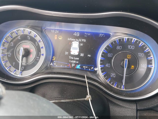 Chrysler 300C 2017 2C3CCAEG0HH570057 Image 15
