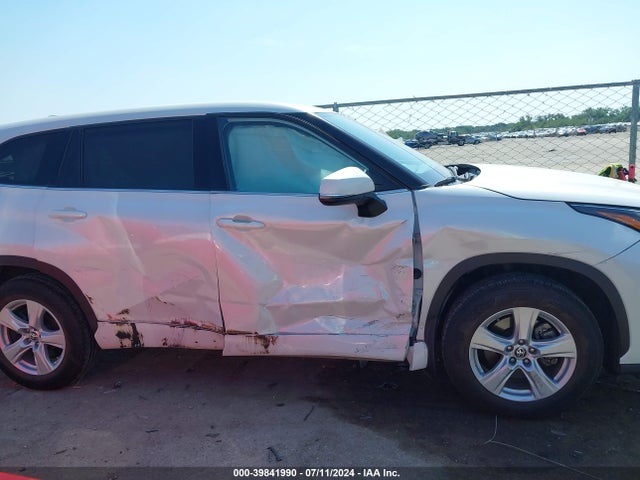 Toyota Highlander Le 2021 5TDBZRBH0MS544409 Image 13