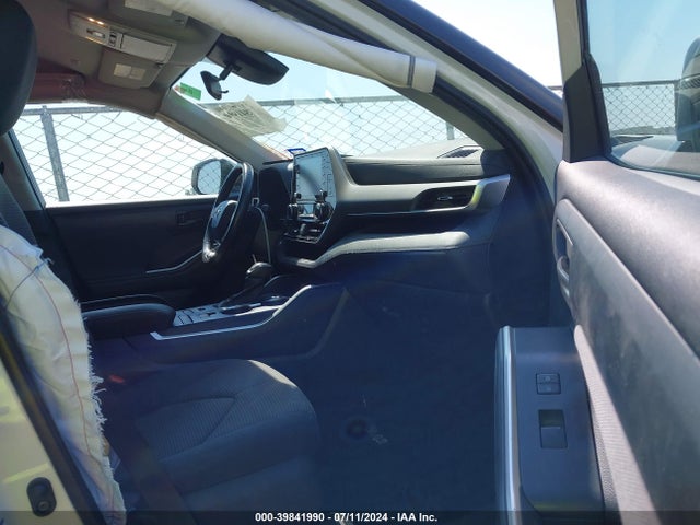 Toyota Highlander Le 2021 5TDBZRBH0MS544409 Image 5