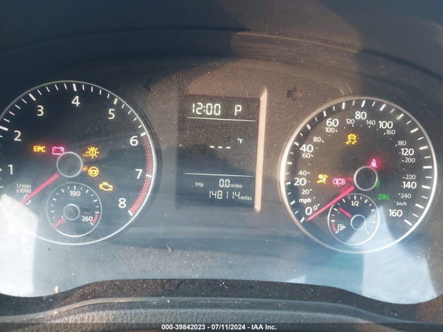 1VWAS7A33FC120704 Volkswagen Passat 1.8t Limited Edition