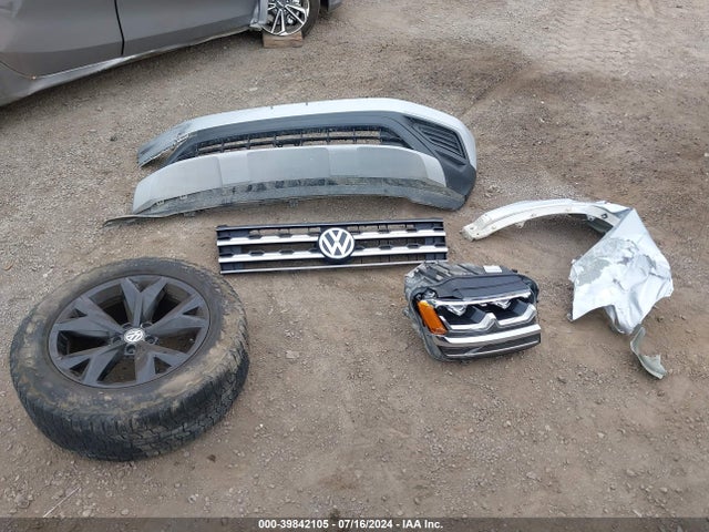 1V2AP2CA6JC529614 Volkswagen Atlas 2.0t S