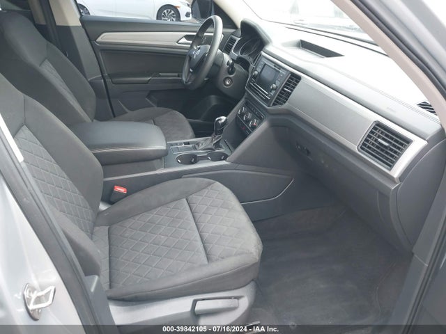 1V2AP2CA6JC529614 Volkswagen Atlas 2.0t S