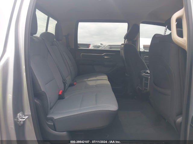 1C6RREFG5KN880785 RAM 1500 Big Horn/lone Star  4x2 5'7 Box
