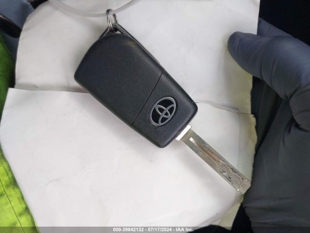 Toyota COROLLA SE 2020 5YFS4RCE0LP038184 Image 11