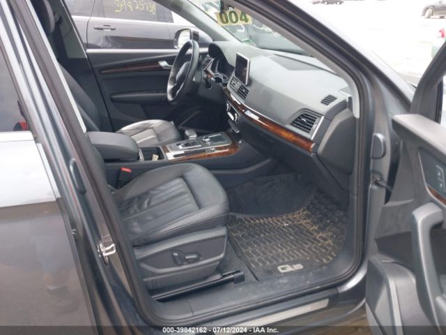 WA1BNAFY6J2016393 Audi Q5